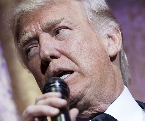 House Democrats Warn Trump: 'Women of America Are Watching'