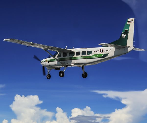 A Cessna 208