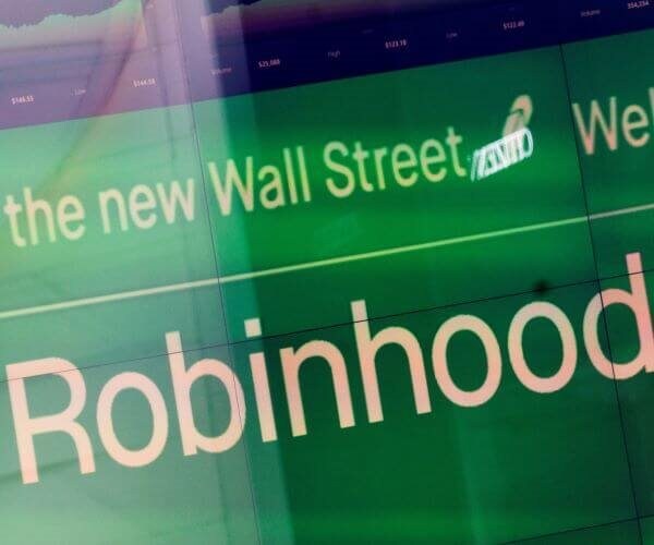 Robinhood 4Q Revenue Rises 5%