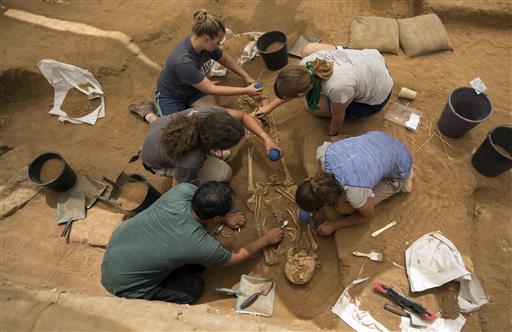 Israel Find May Help Solve Mystery of Biblical Philistines