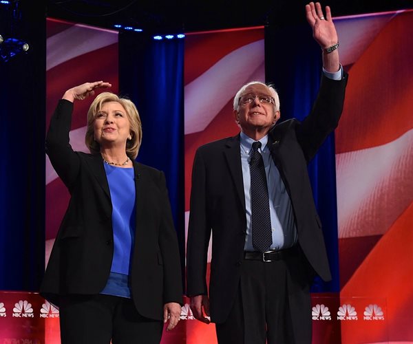 Sanders: Emails Make Clinton Vulnerable in General Election 