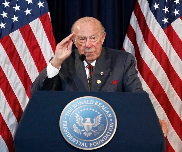 George P. Shultz, Secretary of State Under President Ronald Reagan, Dies at 100