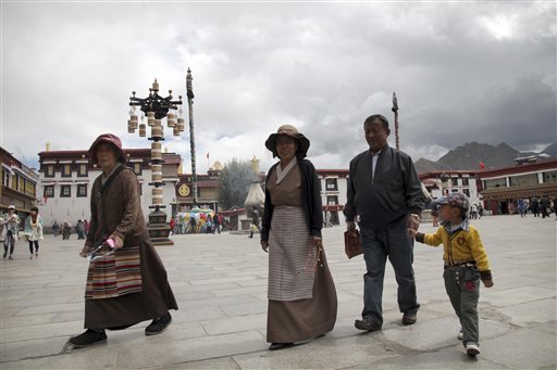 AP PHOTOS: Glimpse of Life in Tibet under China's Rule