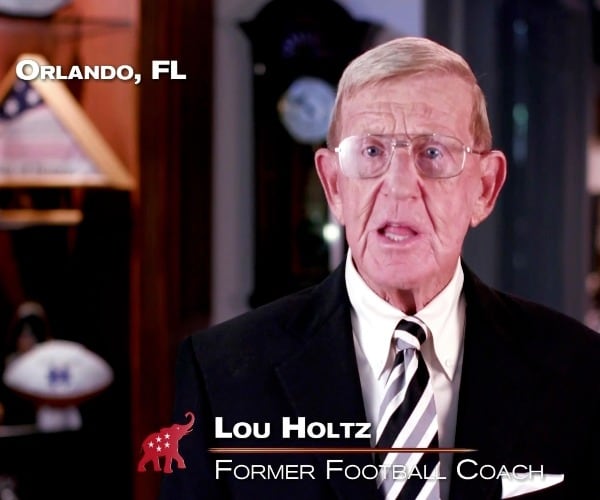 Longtime Football Coach Lou Holtz to Get Medal of Freedom