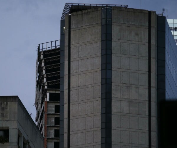 Powerful Quake Hits Venezuela Coast, Damage So Far Limited