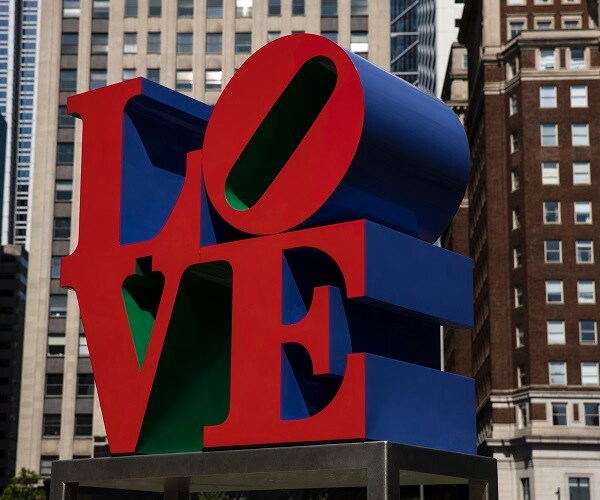 Robert Indiana Dies: 'LOVE' Pop Artist Was 89