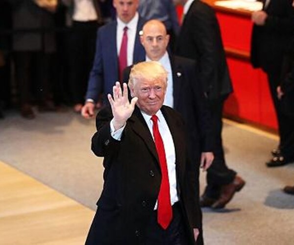 Ed Yardeni: Stocks Will Surge 10 Percent More on Trump Rally