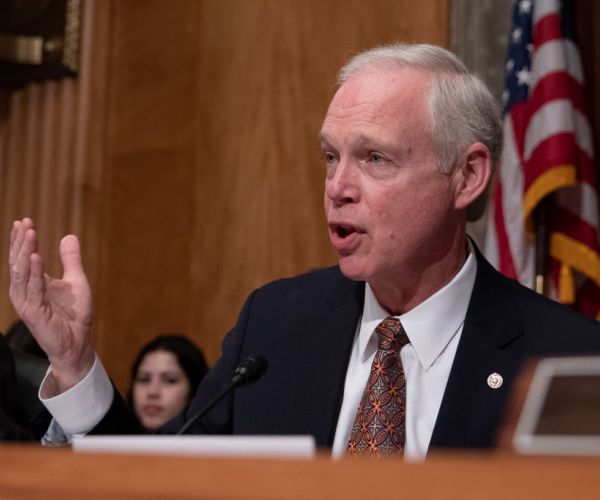 Sen. Johnson: Trump Had 'Legitimate Concerns' About Ukraine Corruption