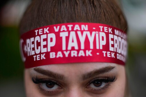 How Turkey's President Maintains Popularity Despite Economic Turmoil