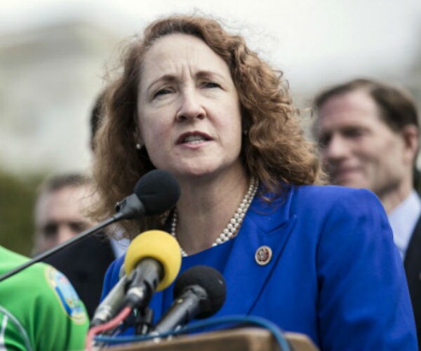 Congresswoman, Outspoken MeToo Advocate, Says She Won't Quit