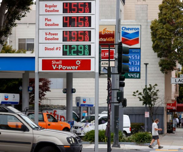 OPEC Sees Gradual Recovery in Demand for Its Oil Into Next Year