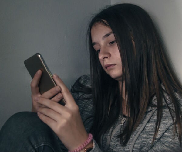 Snap Revenue Surges 72% on User Growth, Advertising Gains