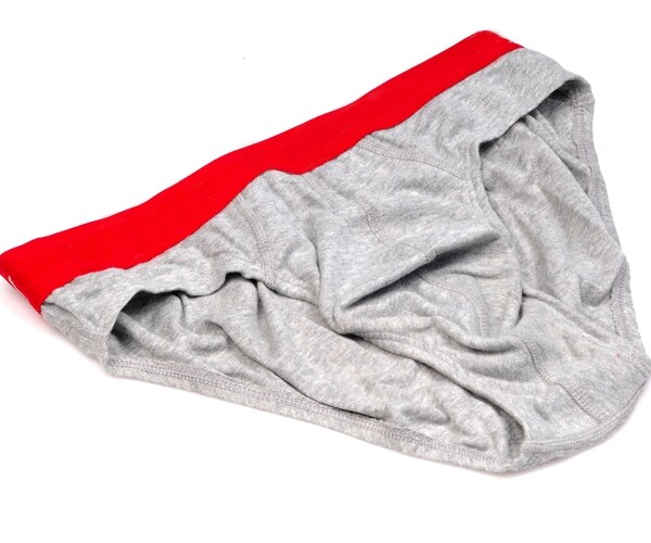 Buffett's Fruit of the Loom Tries on Subscription Underwear