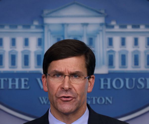 Pentagon Extends Military Travel Ban