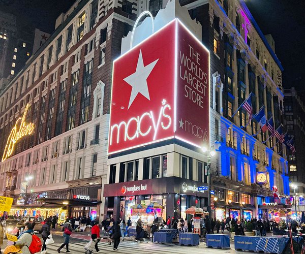 Macy's 4Q Results Strong But Outlook Uncertain