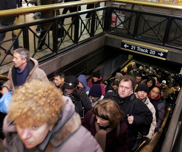 New York's Penn Station a Human-Traffic Nightmare