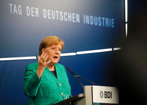 Experts Slash Outlook for German Economy amid Trade Worry