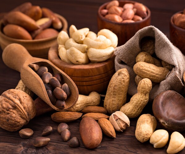 Diabetes Alert — Nuts Lower Blood Sugar