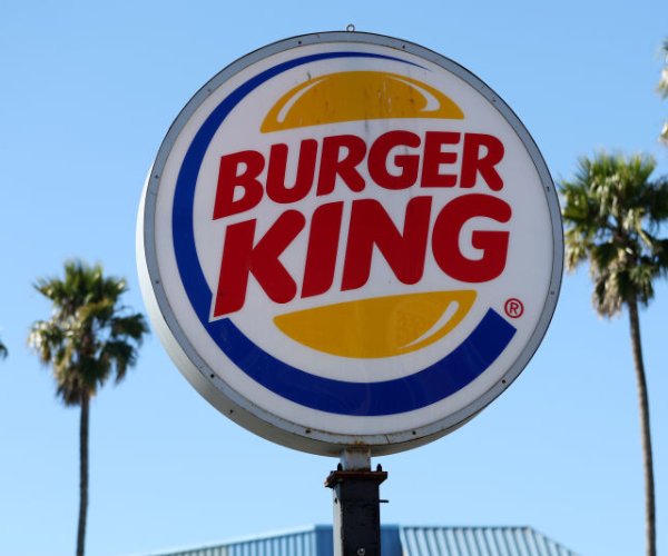 a burger king sign is pictured
