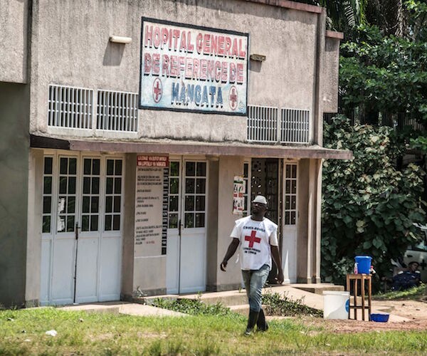 Ebola Patients Escape, Taken to Congo Prayer Meeting