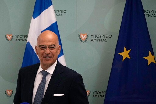 Greece Welcomes Deescalation in the Eastern Mediterranean without Directly Referring to Turkey