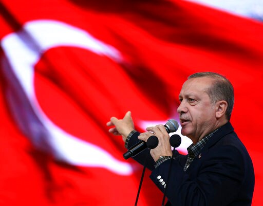 With Flair but Scant Success, Turkey Aims to Repair Image