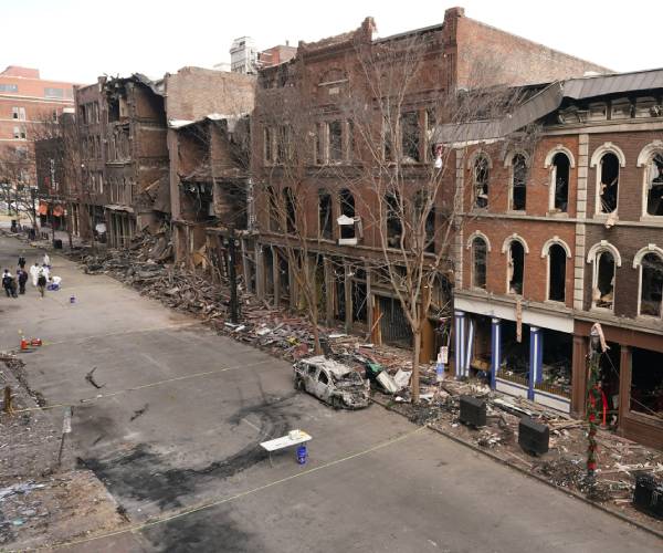 FBI: Nashville Bomber Sent Material to 'Acquaintances'