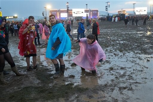 German Authorities Pull Plug on Rock Fest amid Storm Warning