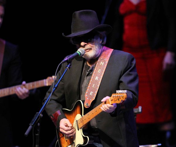 Post Office Named for Merle Haggard in California Hometown