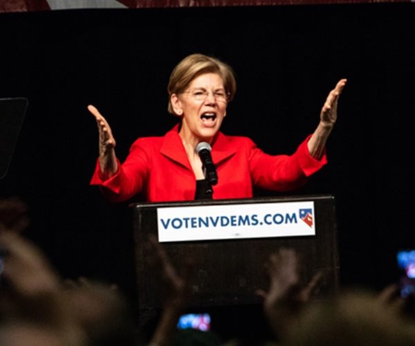 Elizabeth Warren Calls Out Blackstone for 'Shameless' Profits From Housing