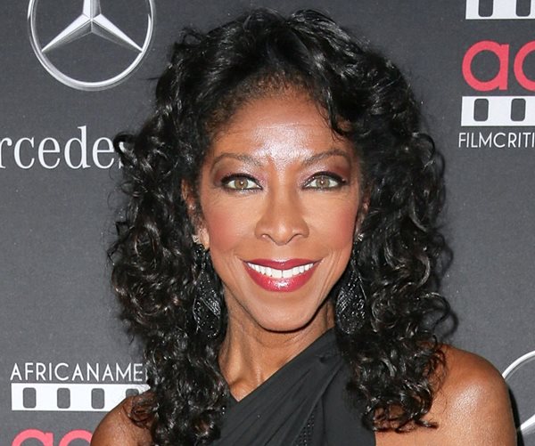 Natalie Cole, Grammy Winning Singer, Dies at 65