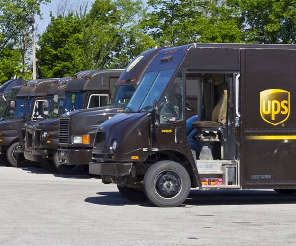 UPS Expects to Hire About 95,000 Workers for Holiday Season