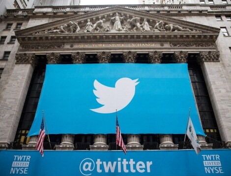 WSJ: Twitter Doles Out Stock, Cash Bonuses to Retain Talent 