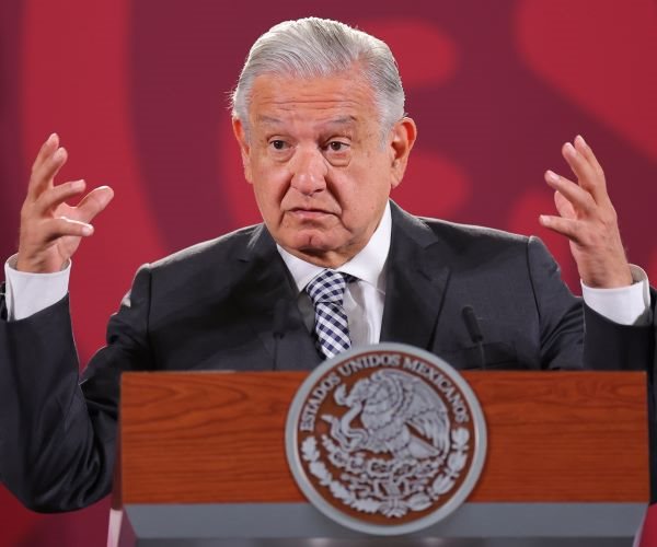 Mexico President Asks Walmart to Lower Inflated Prices