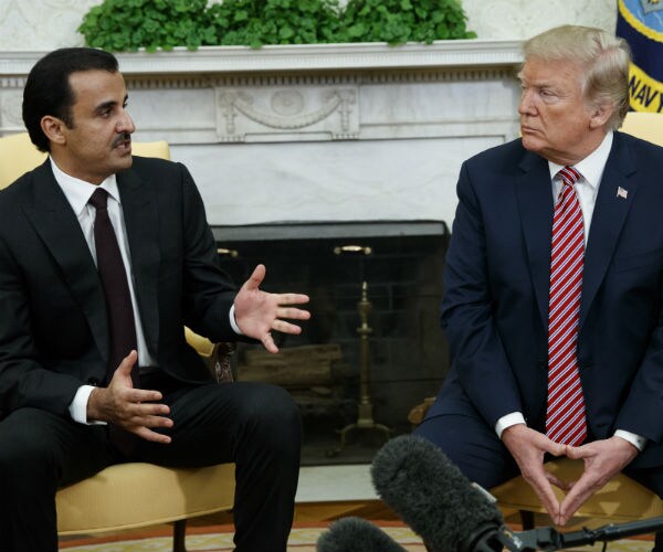 Trump Extols Qatar on Anti-terror, Reversing Past Critique