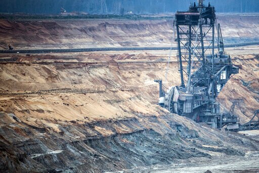 German Official Says Neighbors Closely Watching Coal Debate