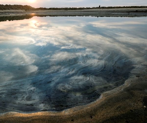 Huntington Beach oil spill