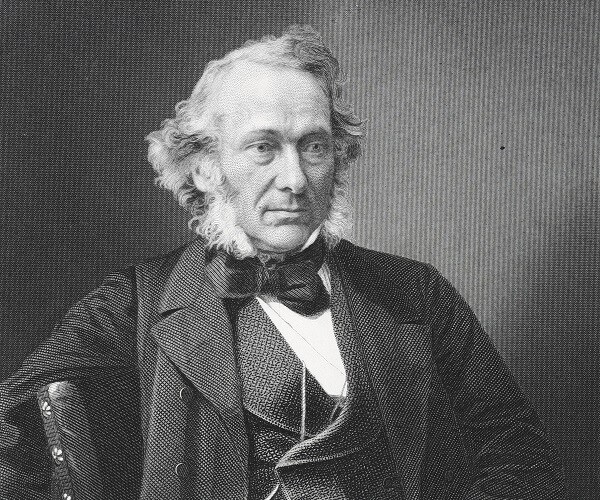 Will Globalists or Nationalists Decide the Fate of the West?