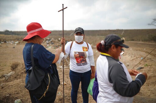 Volunteers Hunting for Mexico's 'disappeared' Become Targets