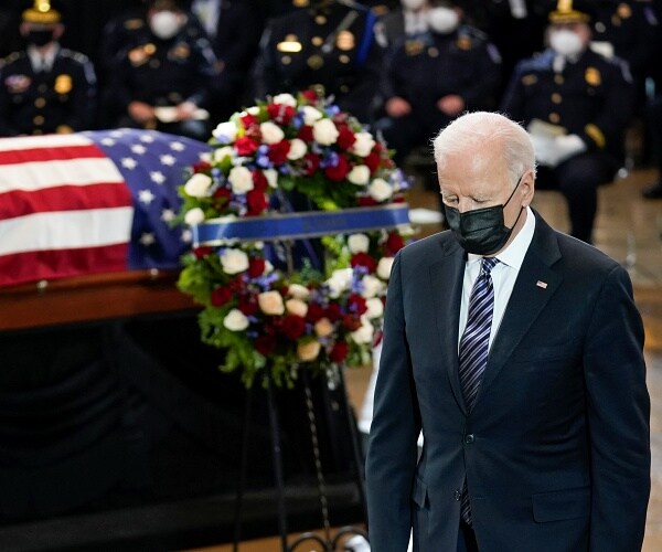 Biden, Lawmakers Pay Tribute to Slain Capitol Police Officer