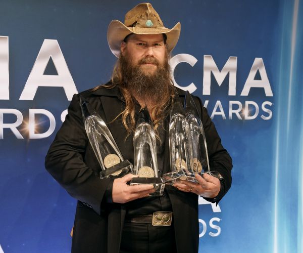 Anti-Biden Chants Break Out at Chris Stapleton Concert