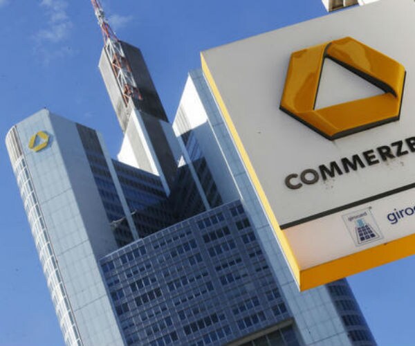 Commerzbank Plans 9,600 Job Cuts in Biggest Overhaul Since Bailout