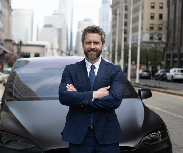 Wall Street Investment Bankers' Bonuses Get 35% Boost