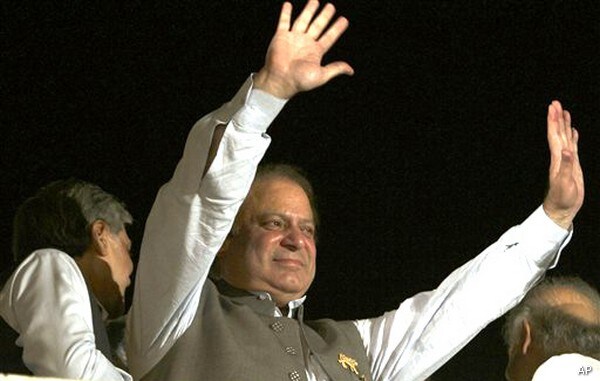 Pakistan's Sharif Seeks to Ease Mistrust With India