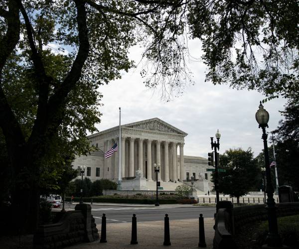 the supreme court builidng