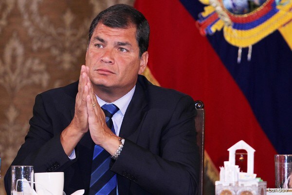 Ecuador's President Will Seek Cabinet Shuffle, Change to Party