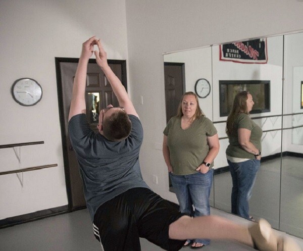 Boy Banned as School Dancer in Minnesota Sues