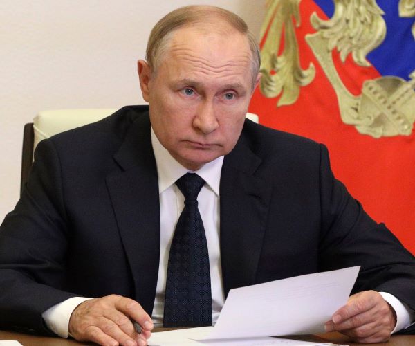 Russia Burns Gas Into Atmosphere While Cutting EU Supplies