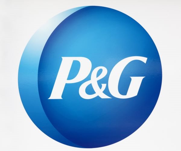 P&G Forecasts Annual Profit Below Estimates, as Costs Bite