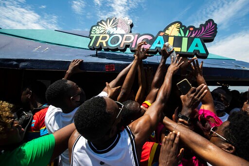 Demonstrators Protest Killing of Congolese Refugee in Brazil